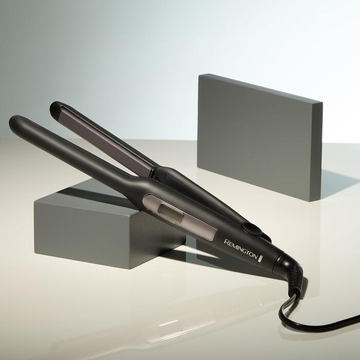 Випрямляч для волосся Remington Ceramic Straight S3500 з керамічним турмаліновим покриттям, чорний