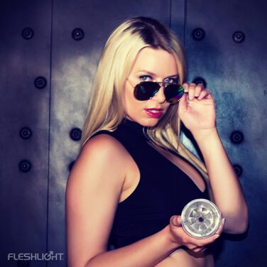 Fleshlight Flight Pilot - Реалістичний мастурбатор з SuperSkin, сексуальна іграшка
