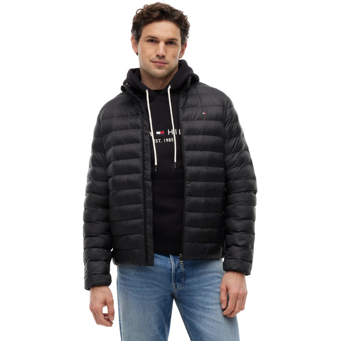 Чоловіча куртка Tommy Hilfiger Core Packable Recycled — легка компактна вітровка, чорна, розмір M