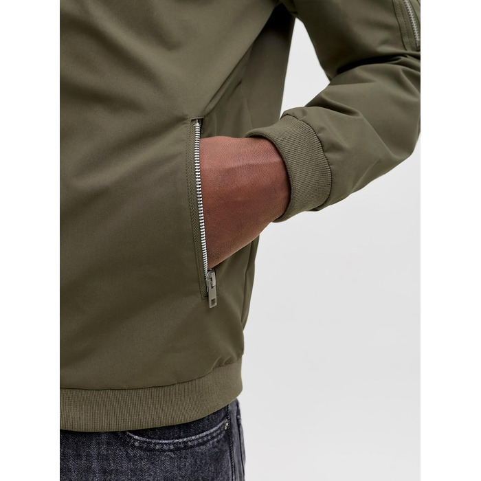 Чоловіча куртка-бомбер JACK & JONES Blousonjacke, колір Dusty Olive, розмір S