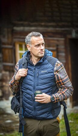 Стеганий жилет Deerhunter Moor W. Knit Brown-Blatt M Blau для полювання та активного відпочинку