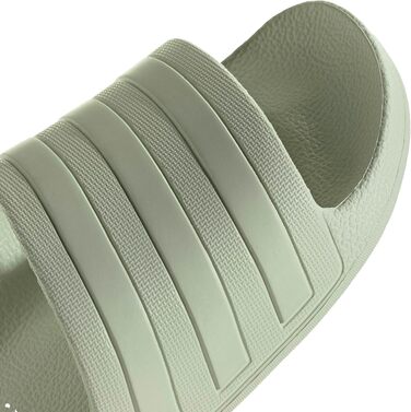 Чоловічі та жіночі тапочки-шльопанці adidas Adilette Aqua, колір Linen Green (40.5 EU)