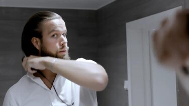 Вирівнювач для бороди Odenson — електрична щітка-гребінець для догляду та стайлінгу бороди