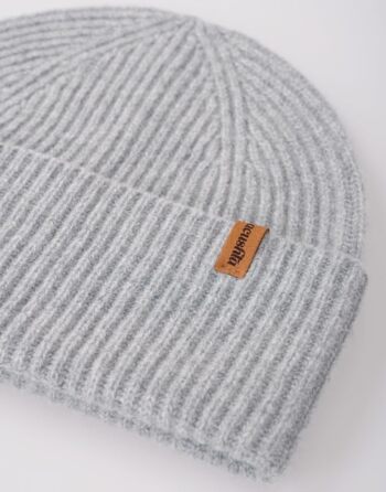 Зимова шапка біні ACUSHLA oversize з 100% мериносової вовни, унісекс (M-L, світло-сіра)