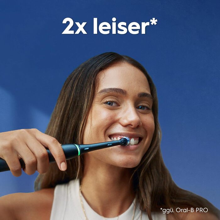 Електрична зубна щітка Oral-B iO Series 3 Matt Black: 3 режими чищення, набір з 4 насадок та чорним дорожнім футляром