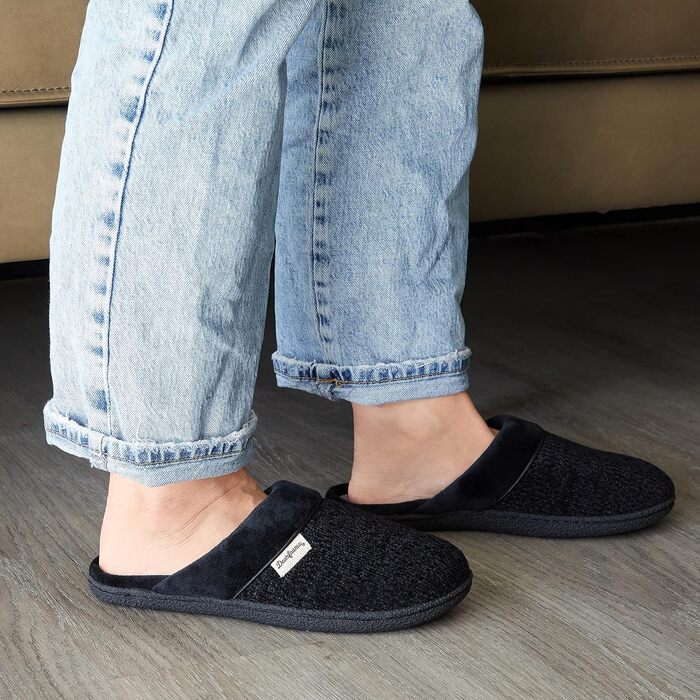 Жіночі капці-клоги Dearfoams Wide Width з chenille та стількою з стьобаної тканини, розмір 40/41 EU, чорні