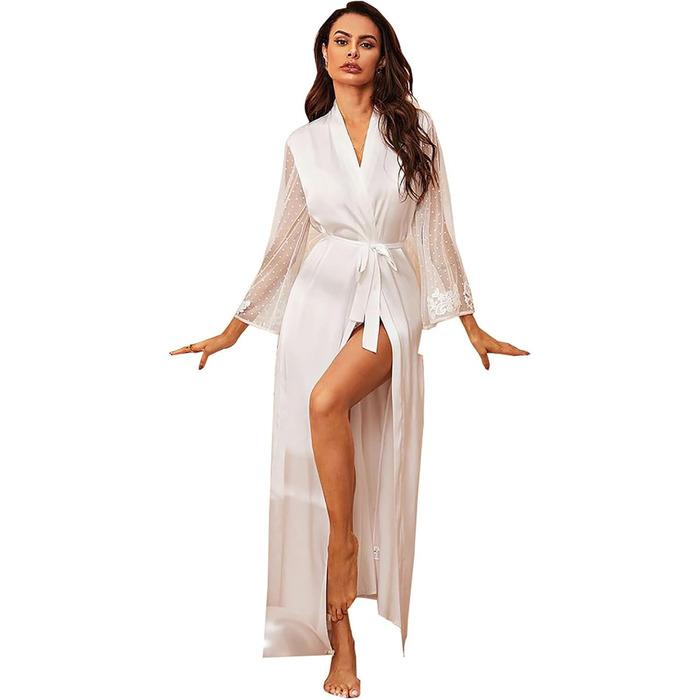 Шовкова нічна сорочка-бабідол з довгим рукавом для жінок. Комплект білизни, халат, піжама, нічна сорочка, халат, довга піжама. Білий колір.