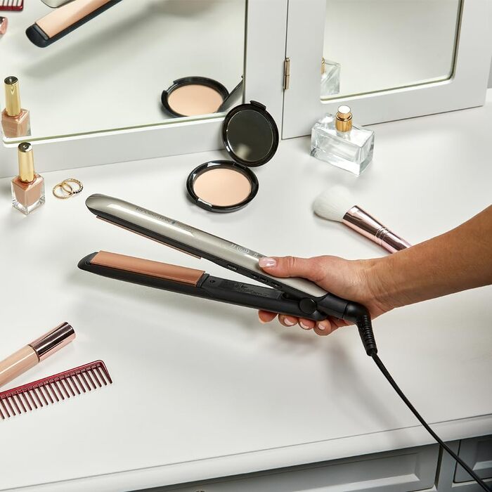 Професійний випрямляч для волосся Remington Keratin Protect S8593 з керамічним покриттям, мигдальною олією та цифровим дисплеєм (160-230°C)