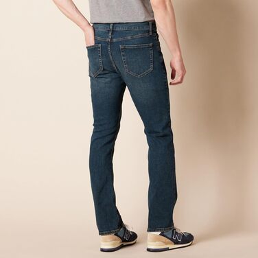 Чоловічі джинси Amazon Essentials Slim-Fit Stretch Bootcut, темно-синій колір, розмір 32W / 32L
