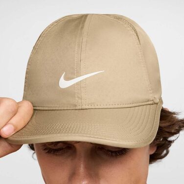 Кепка Nike Meta Swoosh H86 біло-бежева (Parachute Beige / Metallic Silver), розмір S