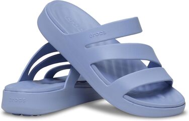 Жіночі сандалії Crocs Getaway Strappy, колір Blue Haze, розмір 41 EU