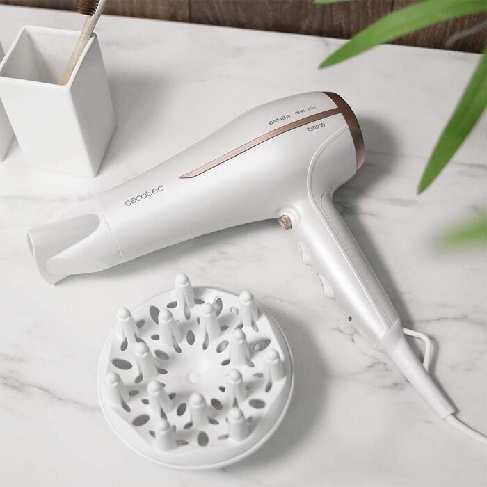 Фен для волосся Cecotec IoniCare 5200 Aura, 2300 Вт, з іонною технологією, дифузором та концентратором, білий