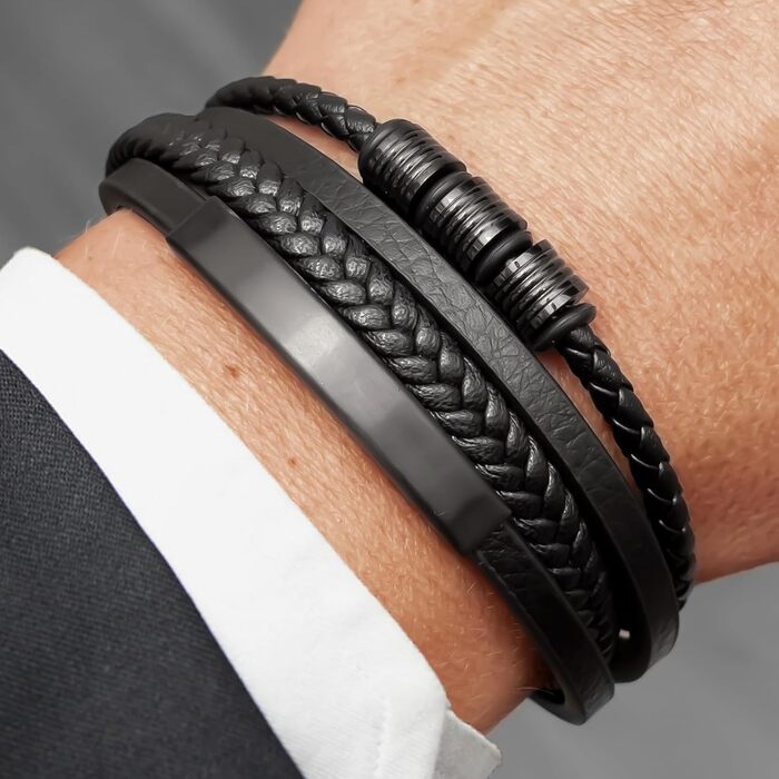 Шкіряний чоловічий браслет UNIQAL 'BLACK SHAPE' зі сталі та натуральної шкіри, 21 см, у подарунковій коробці, чорний